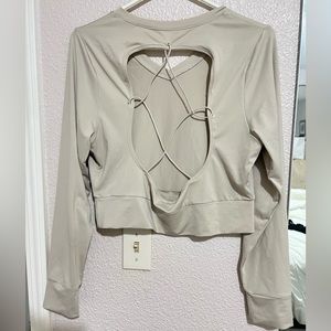 Cropped tan gymshark top